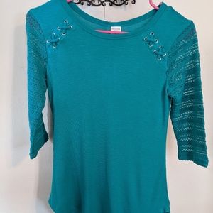 🌲Arizona Girl's Tops Size 14